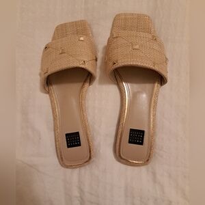 White House Black Market cream burlap slide sandals Gold Studds Beatifull Look